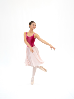 MEET COMPANY MEMBER ELIZA!
How many years have you been dancing: 12 years
How many years have you been with BET: 2 years
What is your favorite ballet to watch: La Bayadere
What is your favorite ballet to perform: Nutcracker
What is your dream role: Sugar Plum Fairy n the Nutcracker
What is your favorite color: Pink
Advice for younger dancers: Keep showing up when it’s hard and work hard because you love it.
“Small steps lead to big results”
📸 @abbythurgoodmedia